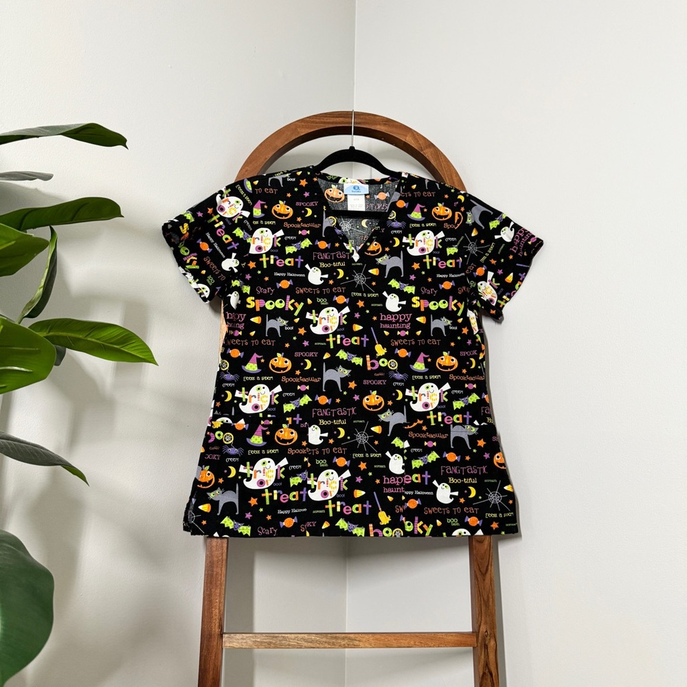 SB Scrubs SMALL Black Halloween Short Sleeve Scrub Top